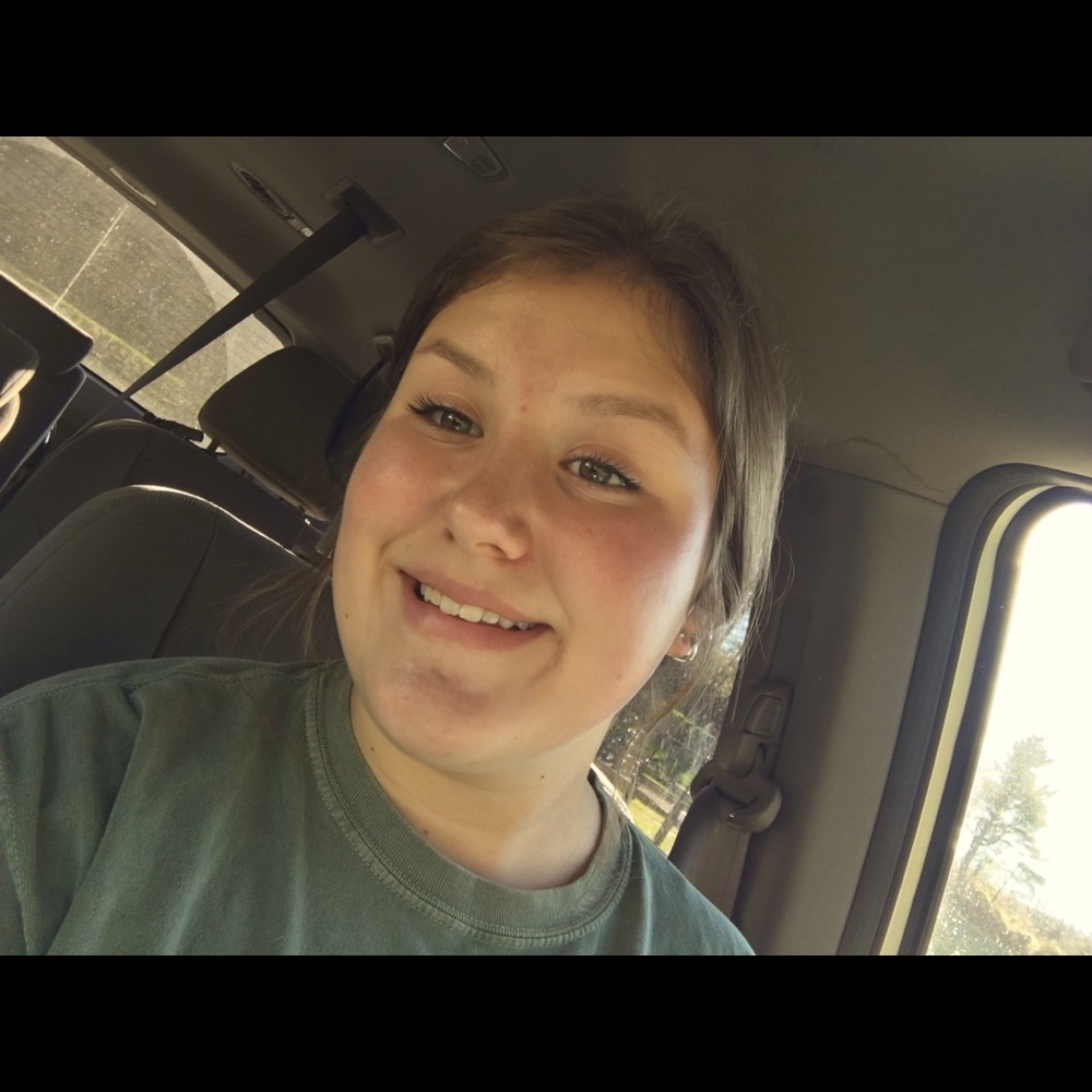 Meet your Posher, Ava